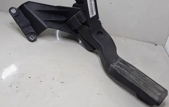 Jaguar X-Type Accelerator throttle pedal 2S719F836DA XR8F9F832BD