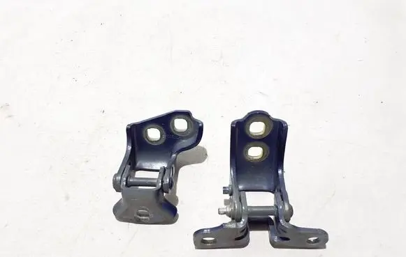 Renault 5 E-Tech Front door upper hinge 804003431R