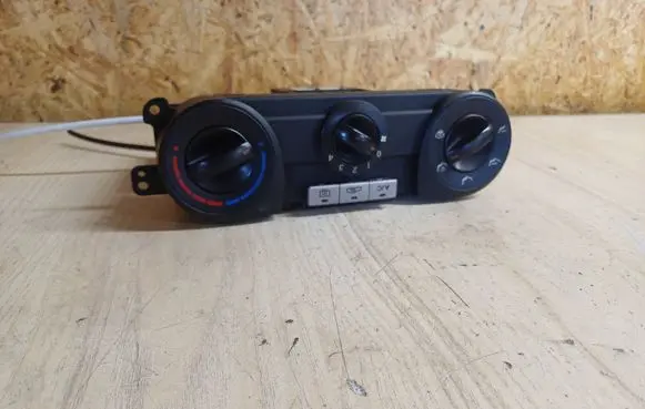 Hyundai i20 (PB PBT) Climate control unit ACFKD272