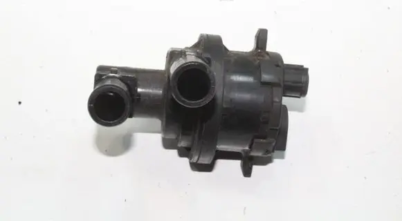 Lexus IS III XE30 Electric auxiliary coolant/water pump 0641001301