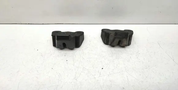 BMW X5 E70 Radiator mount bracket 7544550
