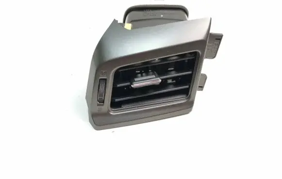 Toyota RAV 4 (XA40) Dash center air vent grill 5567042080
