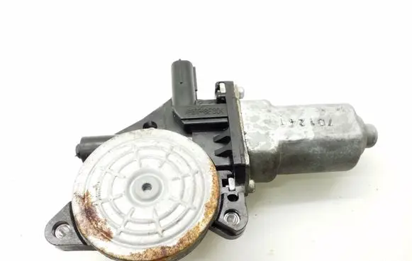 Honda CR-V Rear door window regulator motor