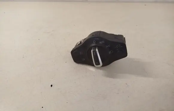 Light switch