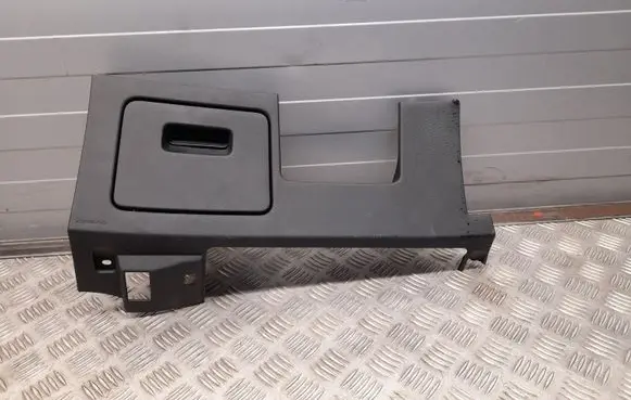 Audi Q3 F3 Dashboard lower bottom trim panel 83B863075