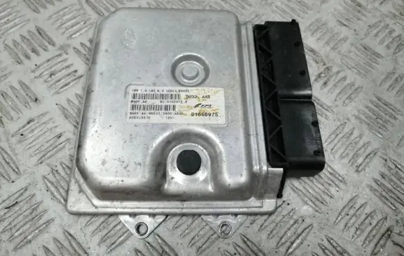 Fiat Grande Punto Engine control unit/module 51868975 8DDVJX51K BC0102072B