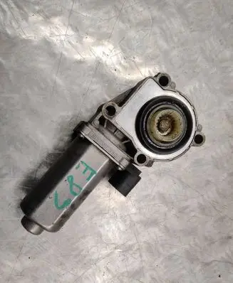 BMW X3 E83 Gearbox-reducer motor 7528020