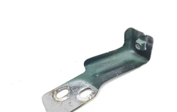 Audi Q5 SQ5 Fender mounting bracket 80A821433A