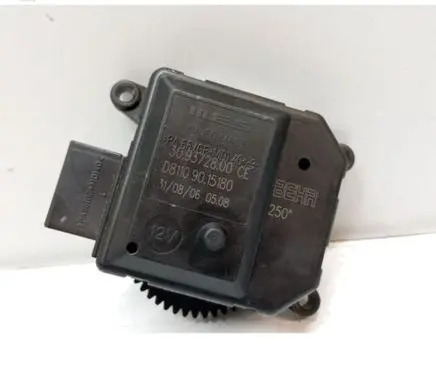 Opel Zafira B A/C air flow flap actuator/motor D81109015180 309372800CE