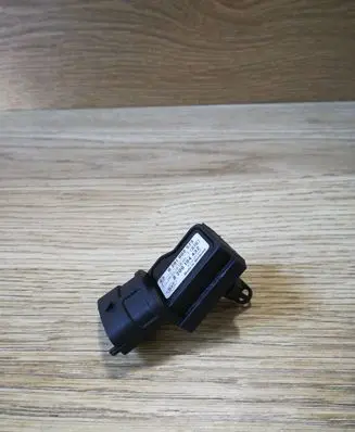 Renault Megane II Air pressure sensor 8200194432 0281002573