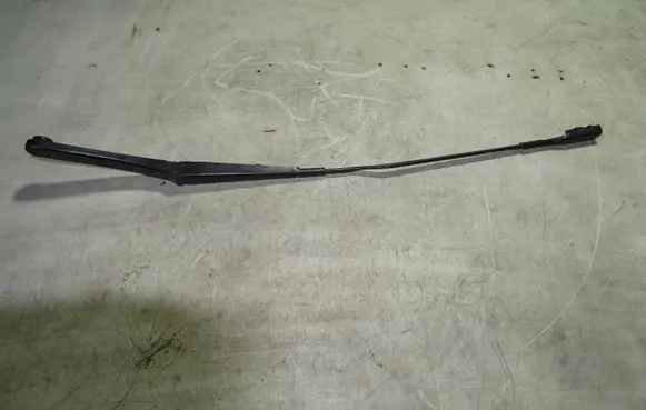 Audi A4 S4 B8 8K Front wiper blade arm 8K2955407