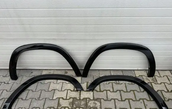 Dodge RAM sill trim set (inner) 