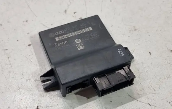 Audi A6 S6 C6 4F Gateway control module 4F0907468B 4F0910468A