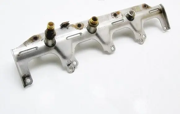 Volkswagen Golf V Fuel main line pipe 036F133317L