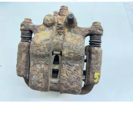 Honda FR-V Rear brake caliper
