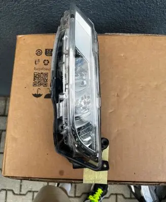 Seat Leon (5F) Front fog light 1ND01299602 5F0941702A 1ND2211