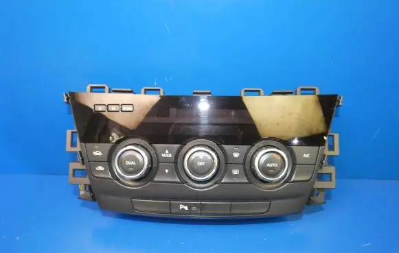 Mazda 6 Climate control unit GJH561190G VPDCLH18C612AFH K40004G25A