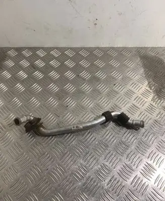 Volkswagen Touareg II Engine coolant pipe/hose 7P0819911D