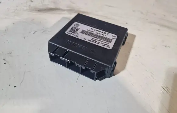 Volkswagen Scirocco Parking PDC control unit/module 1K0919475F