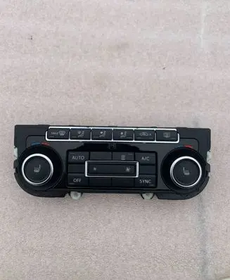 Volkswagen Tiguan Climate control unit 5K0907044GM