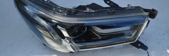 Toyota Hilux VIII Headlight/headlamp 811100KX11 1J23401040