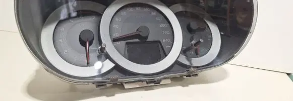 Toyota RAV 4 (XA30) Speedometer (instrument cluster) 8380042D13 2574403340