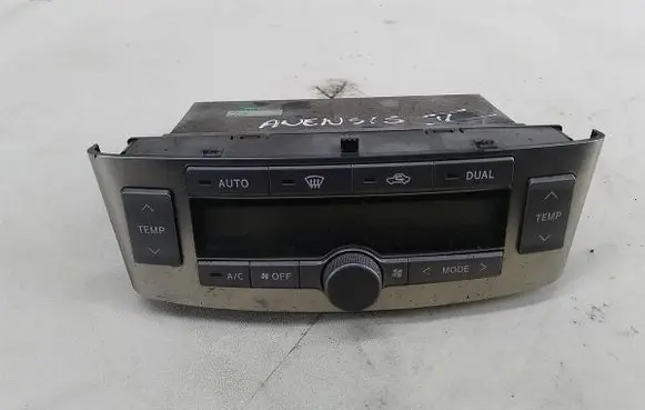 Toyota Avensis T250 Climate control/heater control trim 