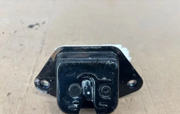 Honda Civic IX Tailgate/trunk/boot lock/catch/latch 