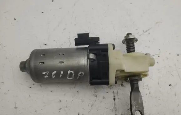 Lexus IS 220D-250-350 Seat adjustment motor 8582033020