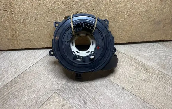 BMW 1 E81 E87 Airbag slip ring squib (SRS ring) 6989557 698955702 61316989557
