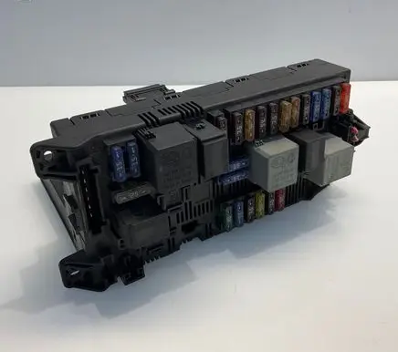 Mercedes-Benz E W211 Fuse module 0035455901 A0035455901