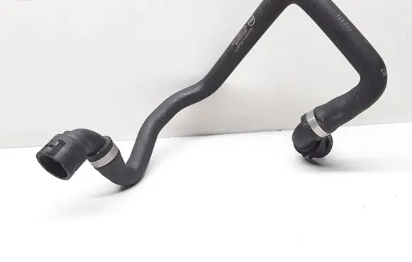 Audi A6 S6 C7 4G Engine coolant pipe/hose 8R0819334Q