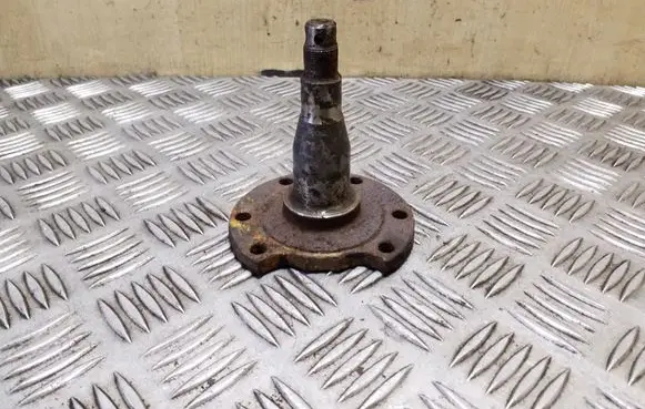 Audi 80 90 S2 B4 Stub axle 