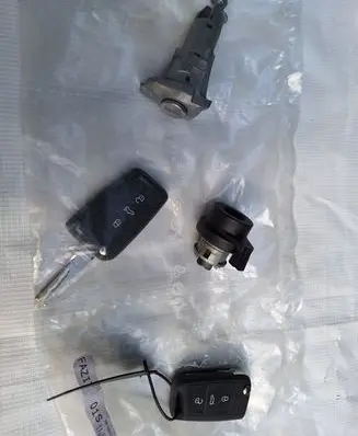Skoda Octavia Mk3 (5E) Engine ECU kit and lock set 5E1800375R