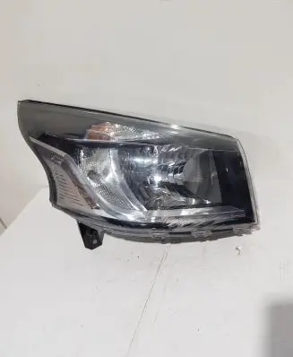 Renault Trafic III (X82) Headlight/headlamp 260109424R