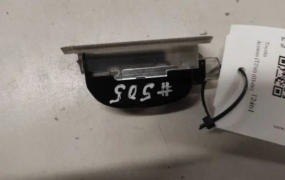Toyota Avensis T250 Front door interior light 8124005041 8124005051