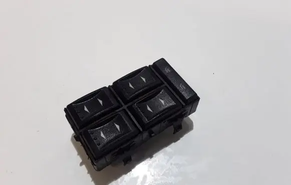 Ford Mondeo Mk III Electric window control switch 03163451 1S7T14A132BD