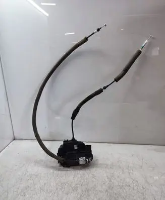 Infiniti Q50 Rear door lock