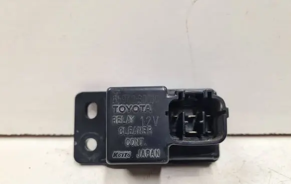 Toyota Corolla Verso AR10 Light washer relay 8594230010