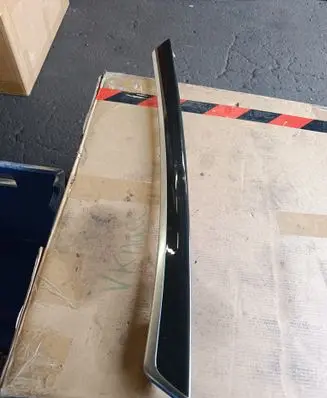 BMW 5 F10 F11 Front door trim bar 722554706 7225547