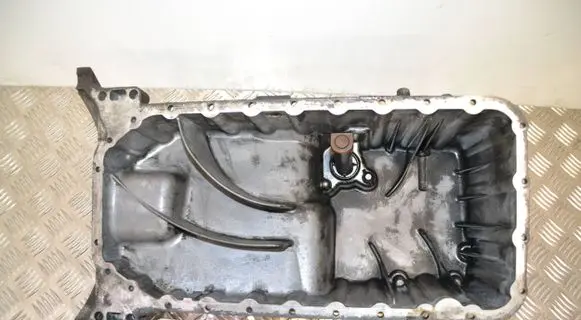 Mercedes-Benz Vito Viano W639 Oil sump 6460140402