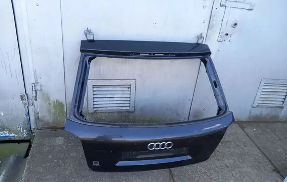Audi A3 S3 8P Tailgate/trunk/boot lid 