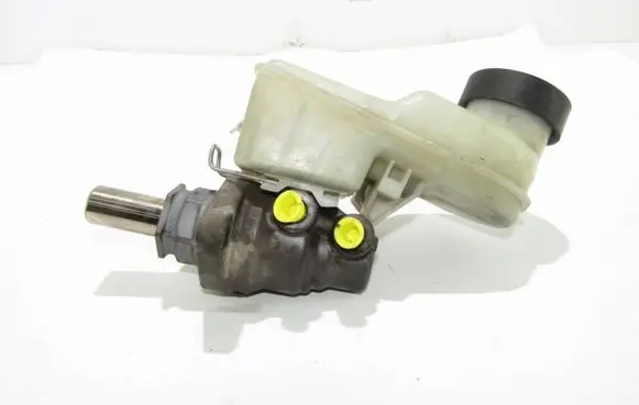 Toyota Yaris Verso Master brake cylinder 
