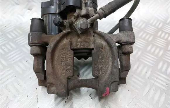 Seat Leon (5F) Rear brake caliper 5Q0615406EE