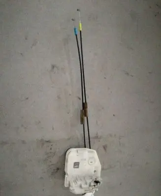 Mitsubishi ASX Front door lock