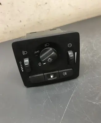 Volvo V50 Light switch 30739298