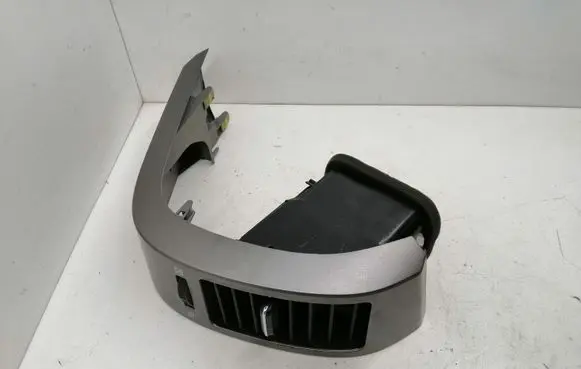 Toyota Prius (XW20) Dashboard side air vent grill/cover trim 5506247010 4556417010 5565047060