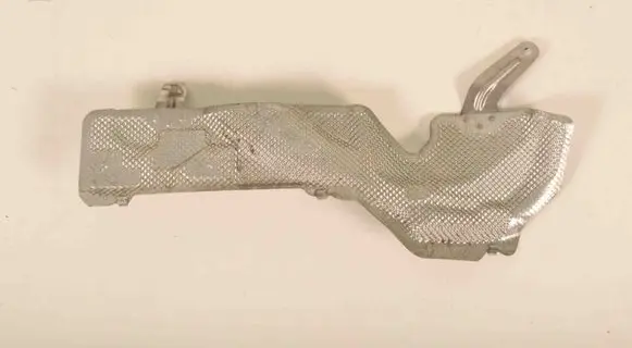 BMW 5 GT F07 Heat shield in engine bay 7193523