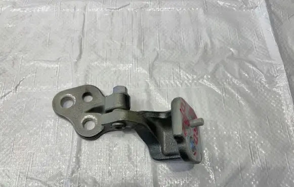 Ford Transit Custom Front door upper hinge