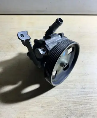 Citroen C5 Power steering pump 9656405380 7617955538